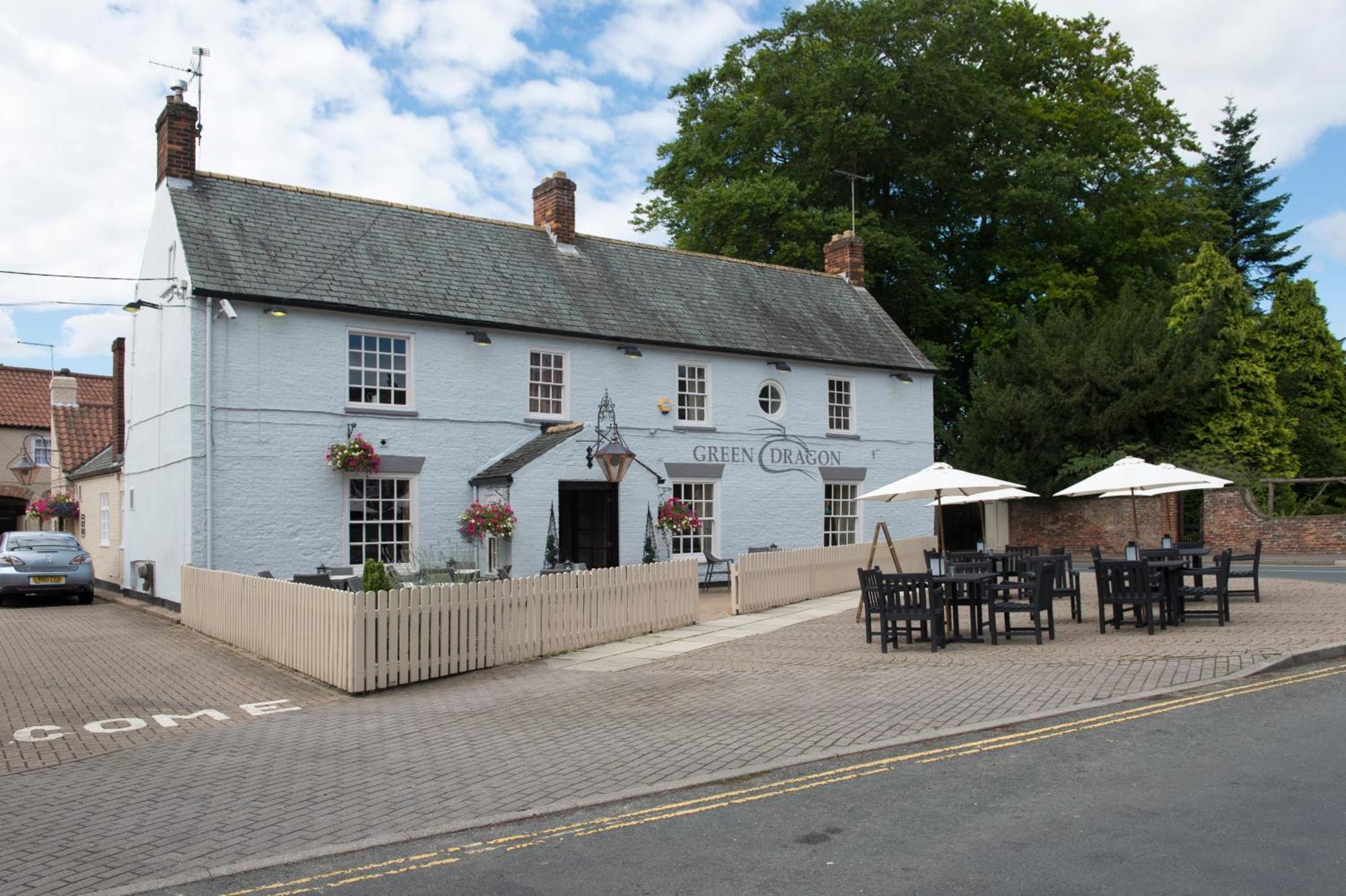 Green Dragon, Welton By Marston'S Inns South Cave Kültér fotó